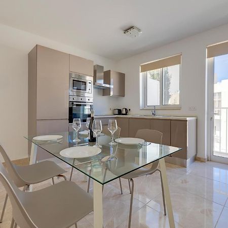 Modern 2Br Apartment In Central St Julian'S Saint Julian's Exterior photo